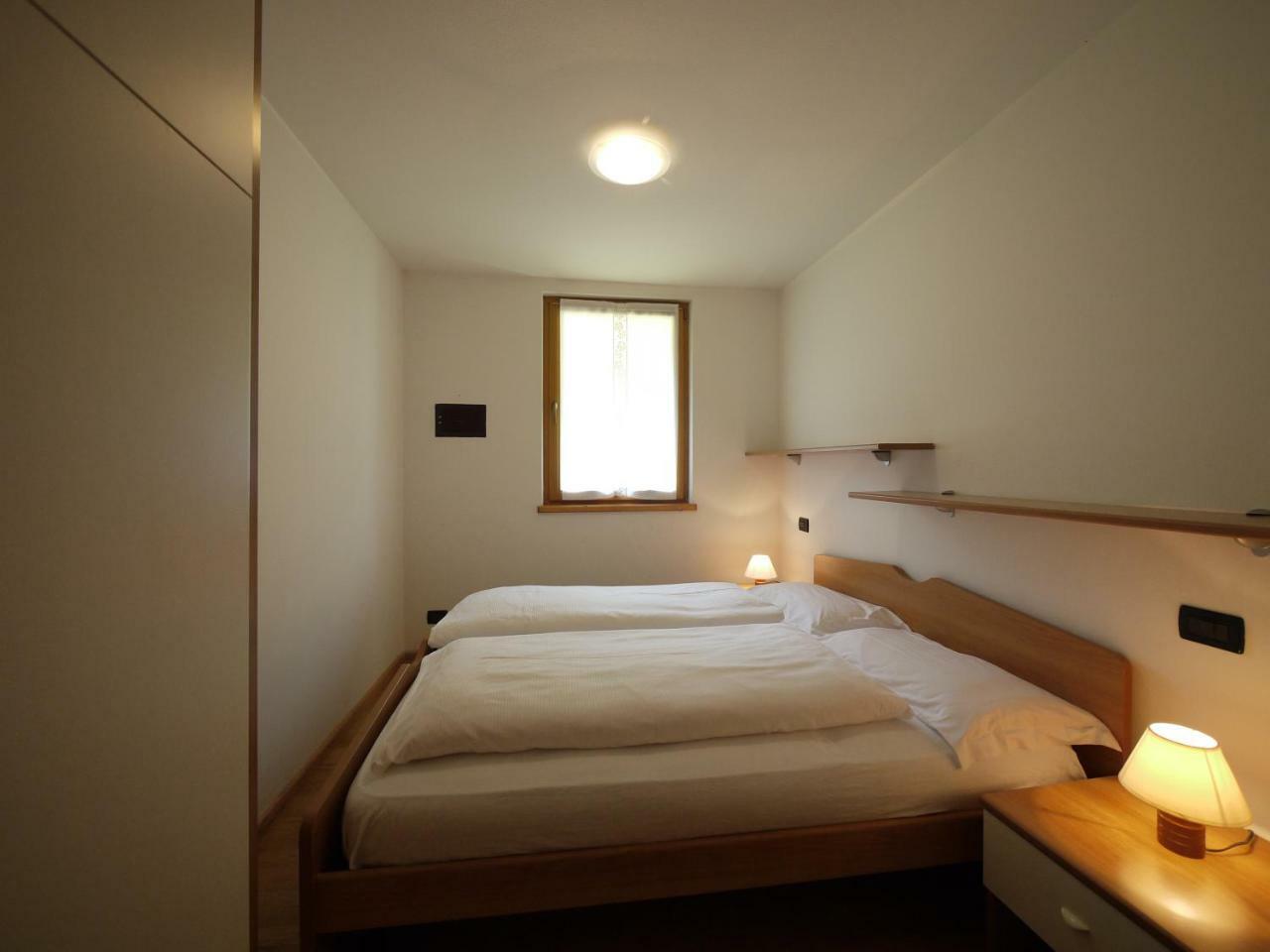 Service Apartment *